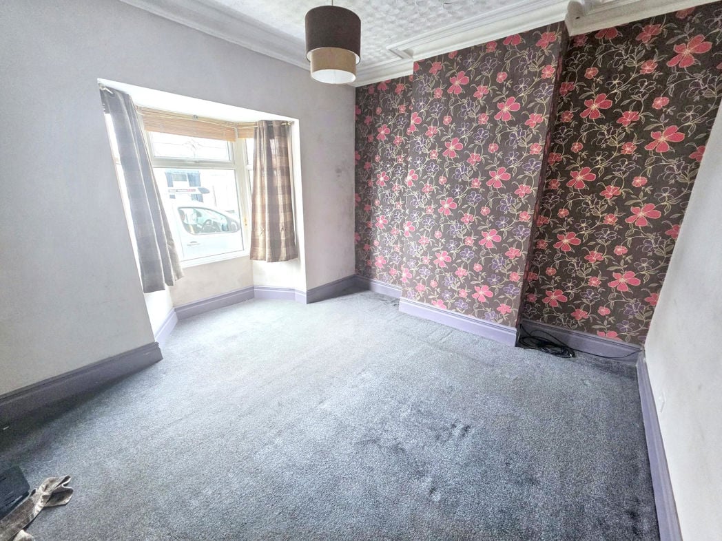 Property image 6 of 13