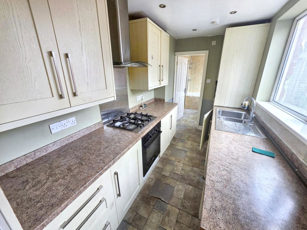 Property image 3 of 13