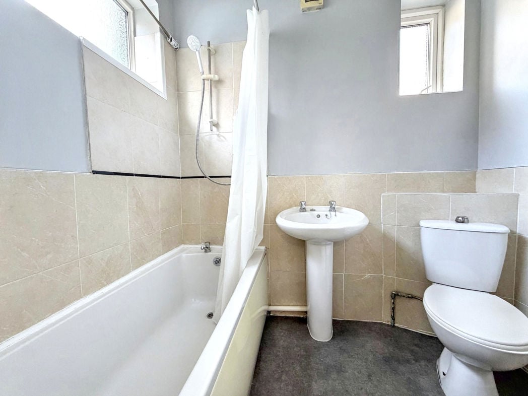 Property image 6 of 10