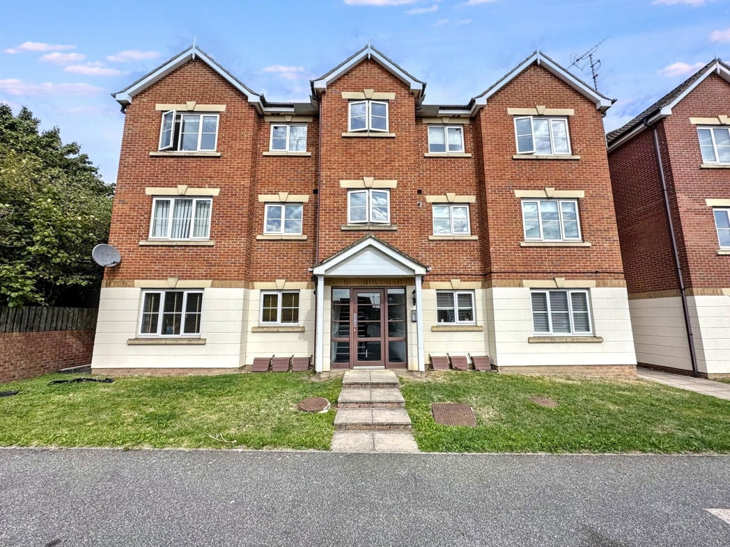 Property image 1 of 15