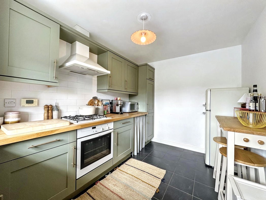 Property image 5 of 15