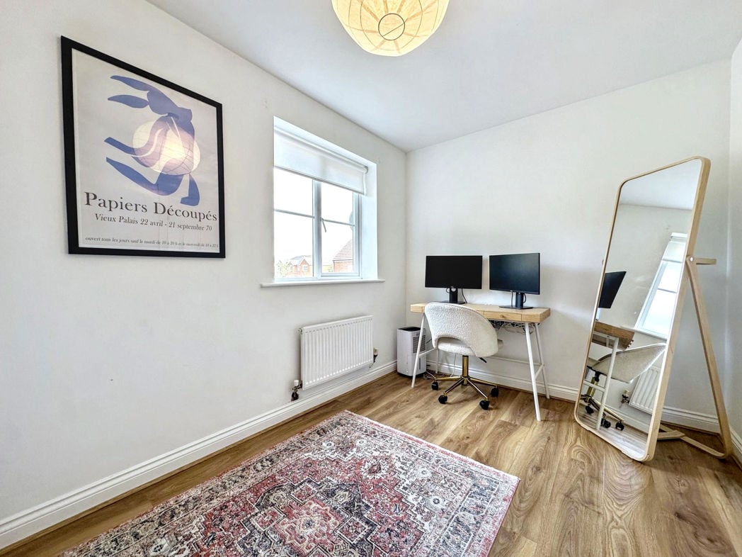 Property image 10 of 15