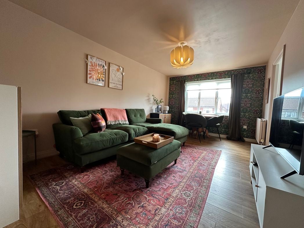 Property image 2 of 15
