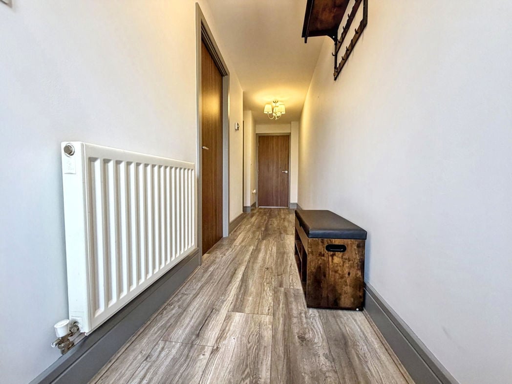 Entrance/Hallway