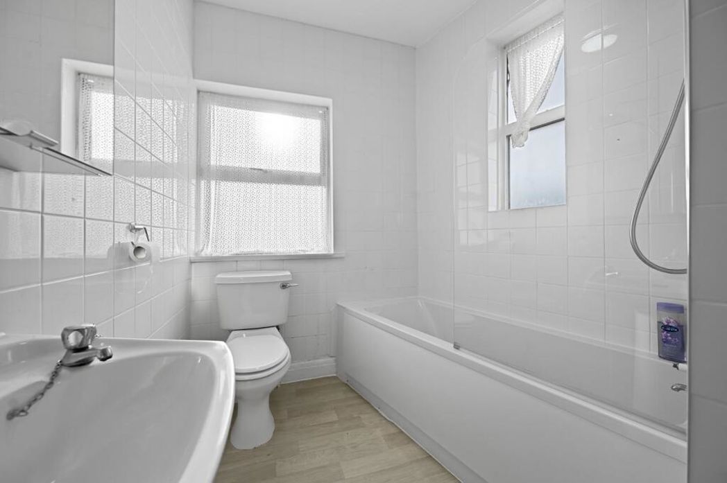 Property image 4 of 10