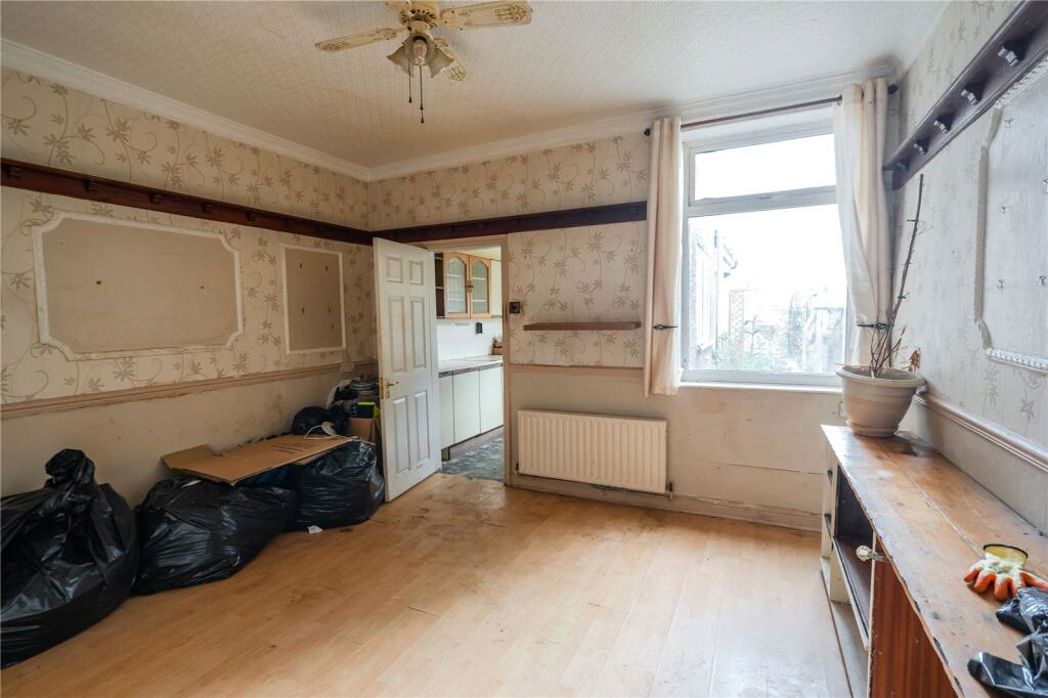 Property image 2 of 16