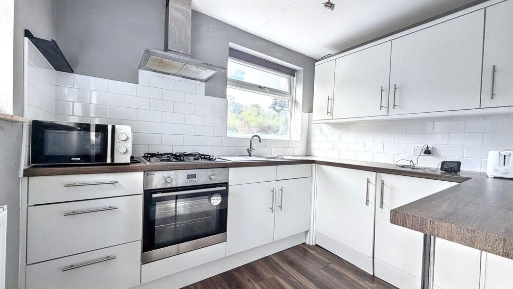 Property image 2 of 6