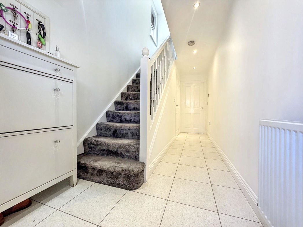 Entrance/Hallway
