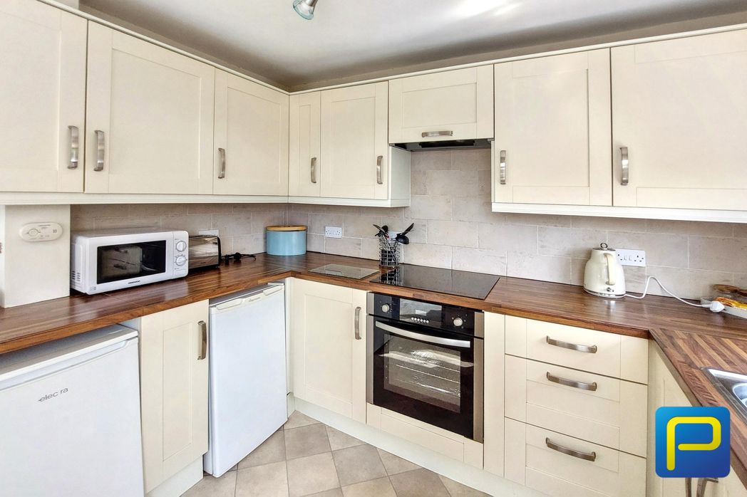 Property image 8 of 26