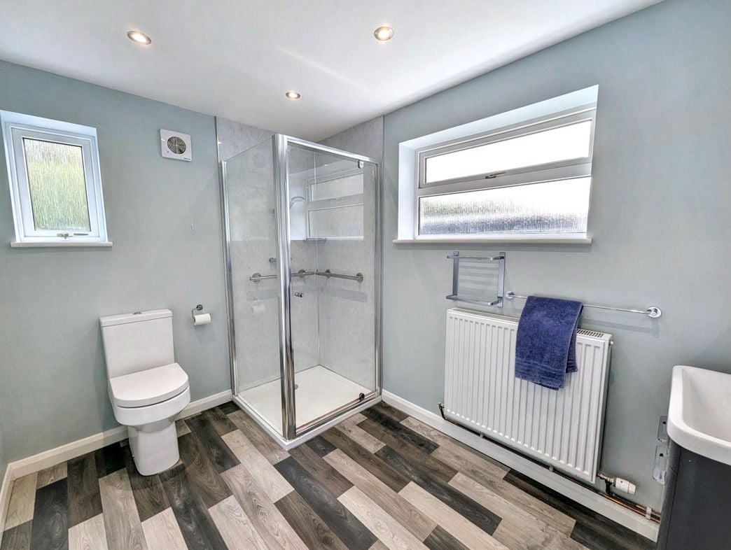 Shower Room/WC