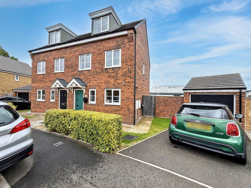 Property image 1 of 20