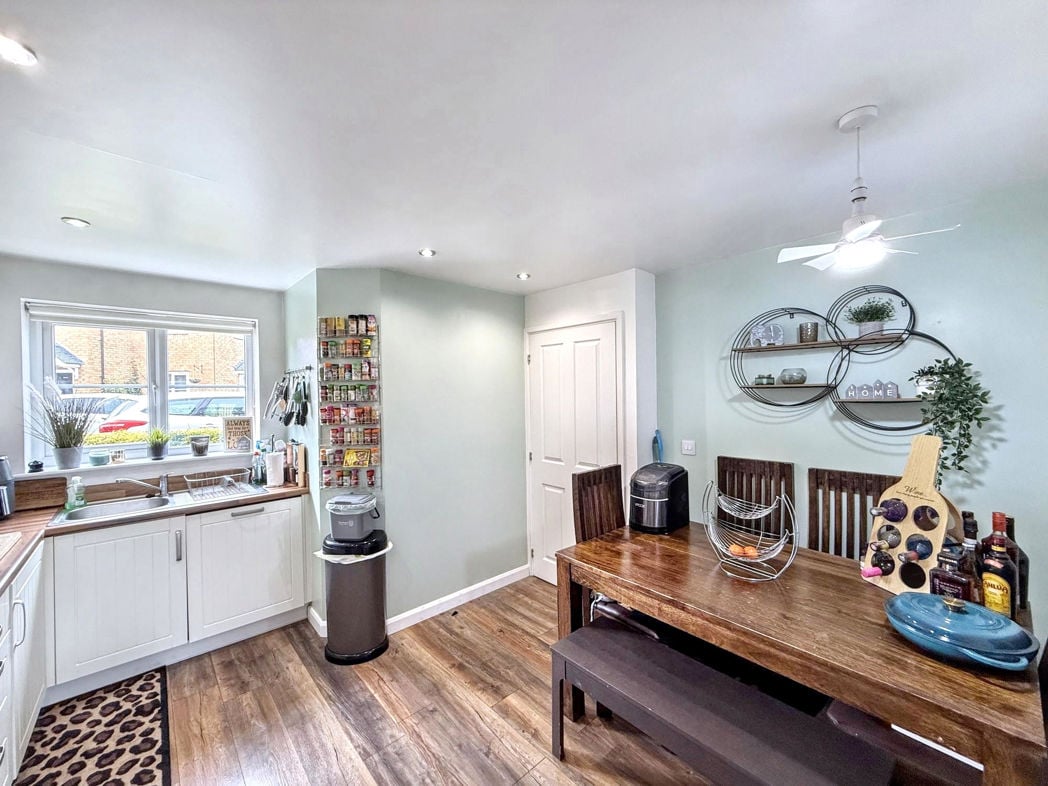Property image 7 of 20