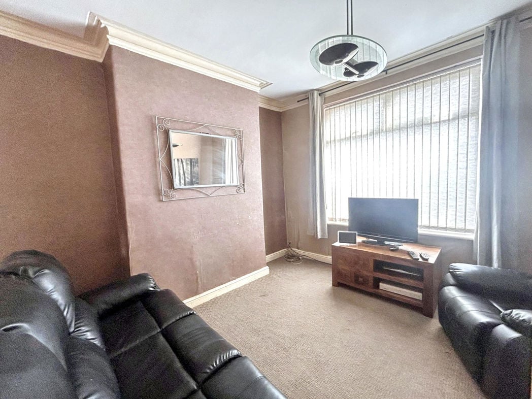Property image 2 of 10