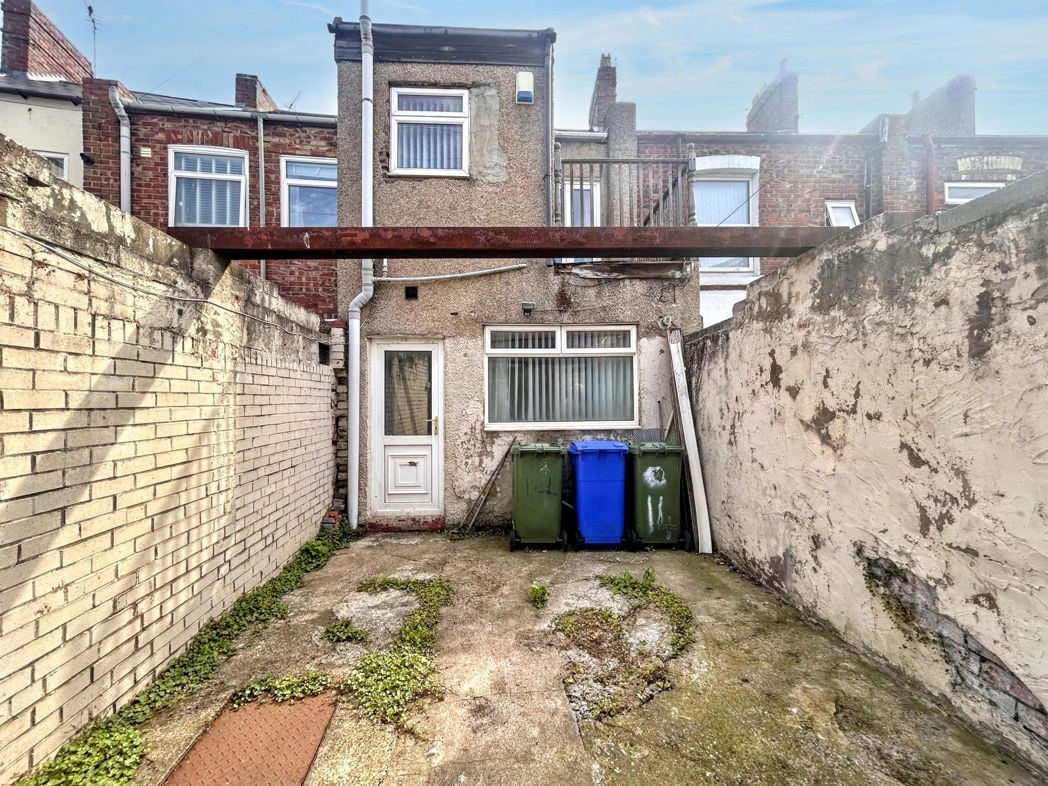 Property image 10 of 10