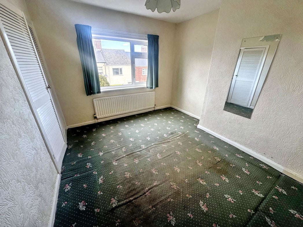 Property image 5 of 11