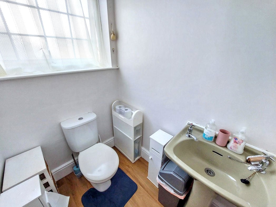 Separate WC