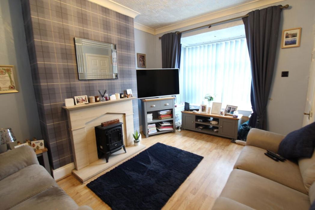 Property image 3 of 9