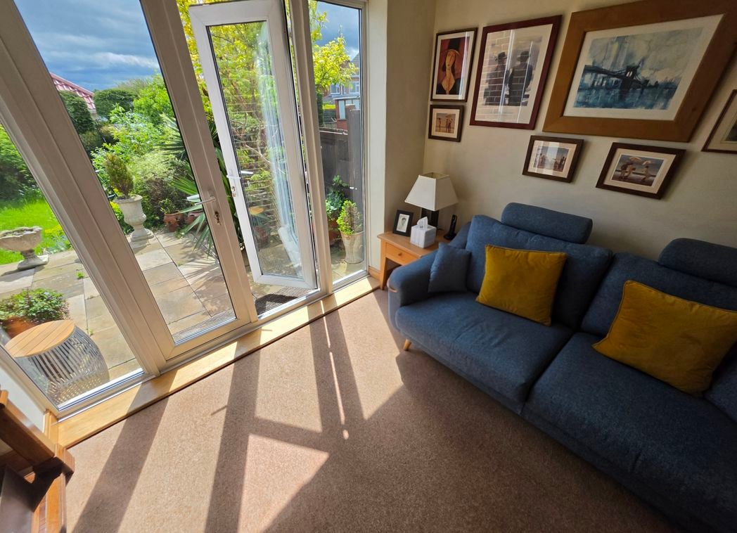 Living room - Rear