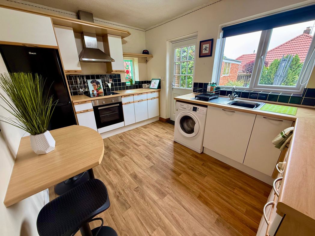 Property image 3 of 28