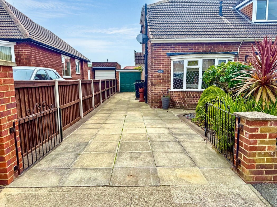 Property image 24 of 28