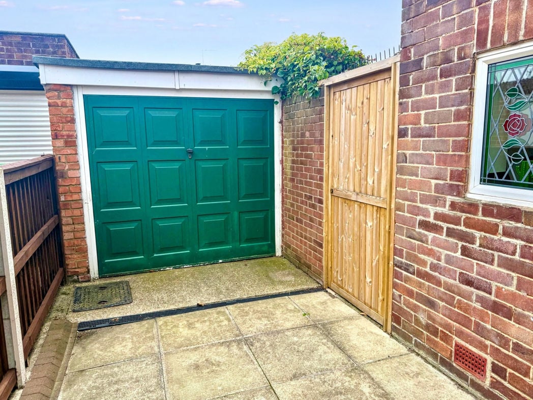 Property image 23 of 28