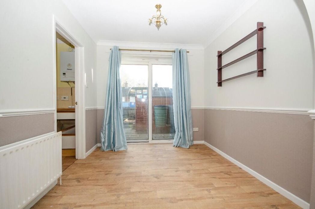 Property image 7 of 13