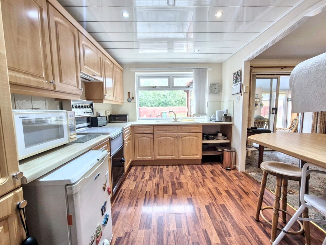 Kitchen / Dining Area.