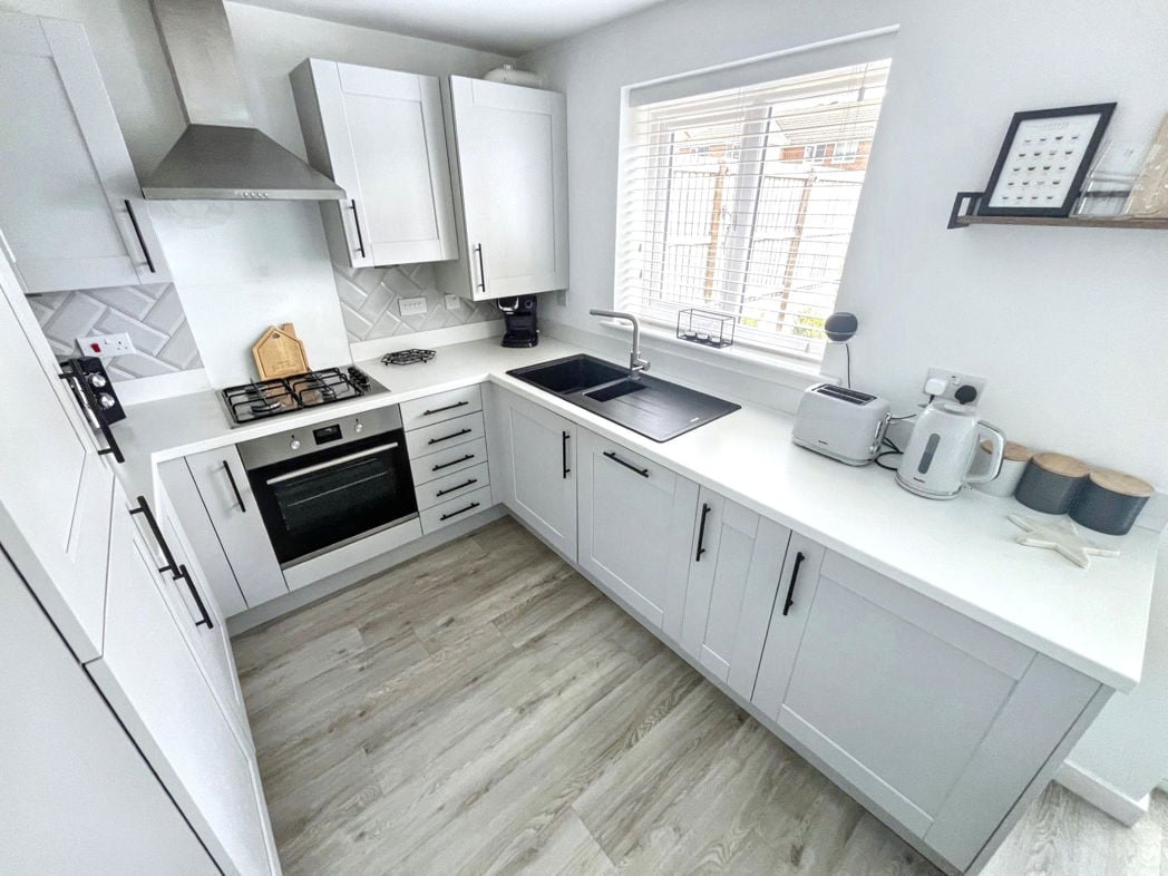 Property image 4 of 13