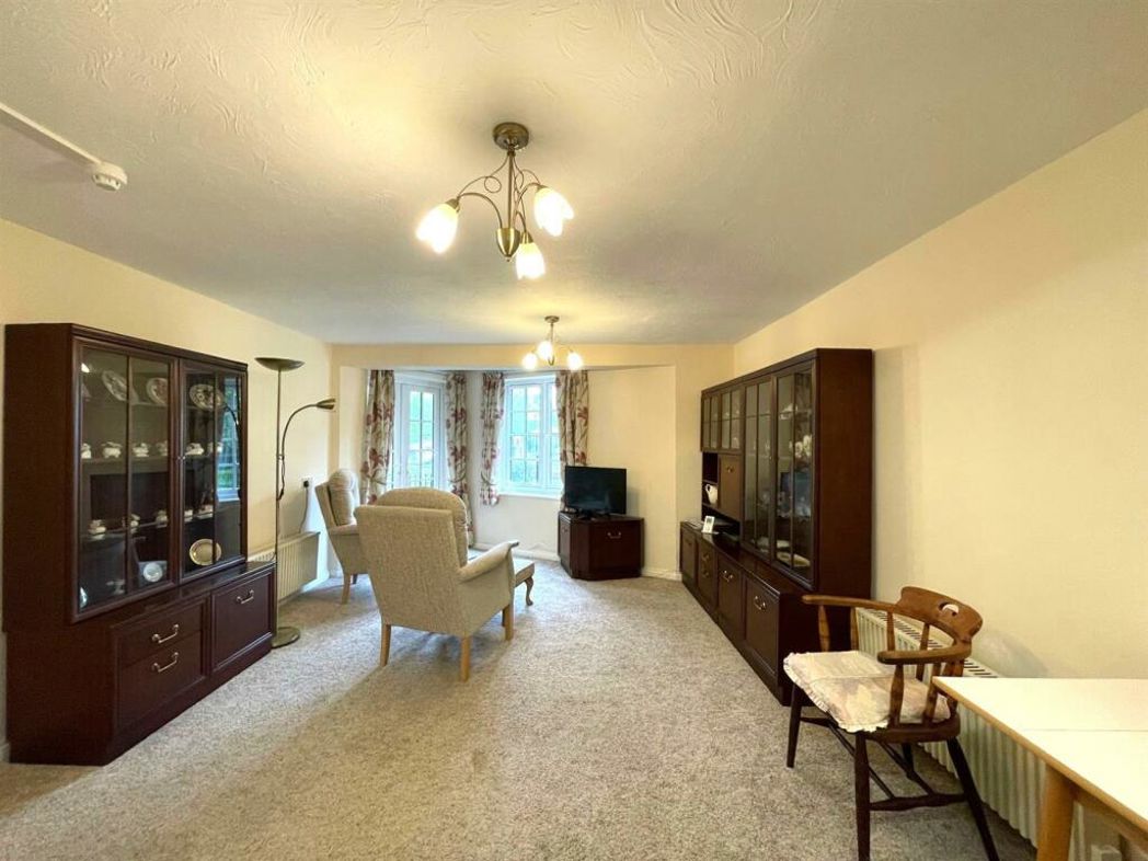 Property image 5 of 12