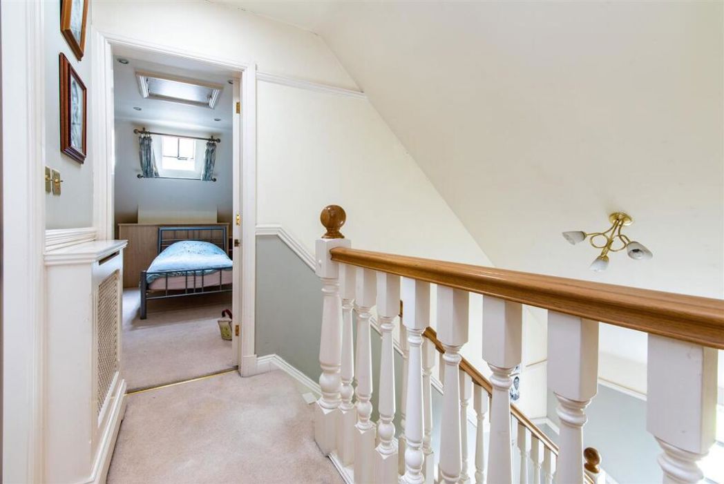 Property image 17 of 45