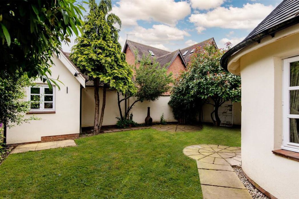 Property image 22 of 45