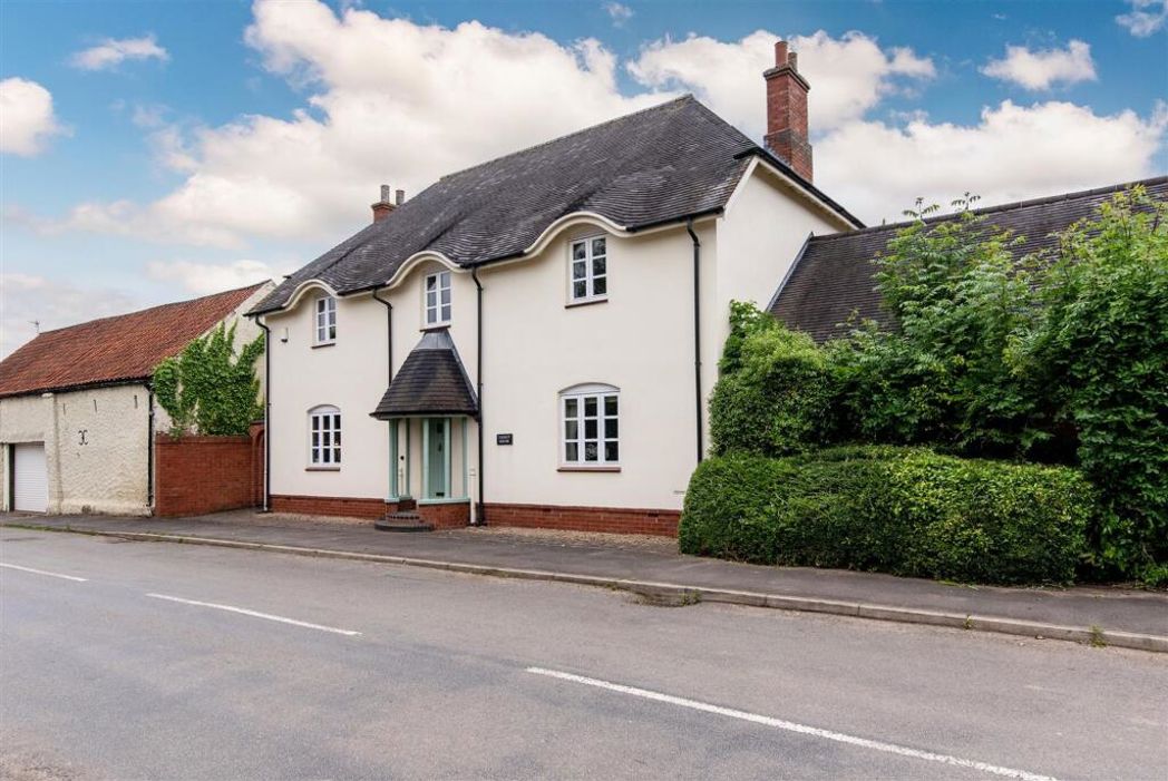 Property image 24 of 45