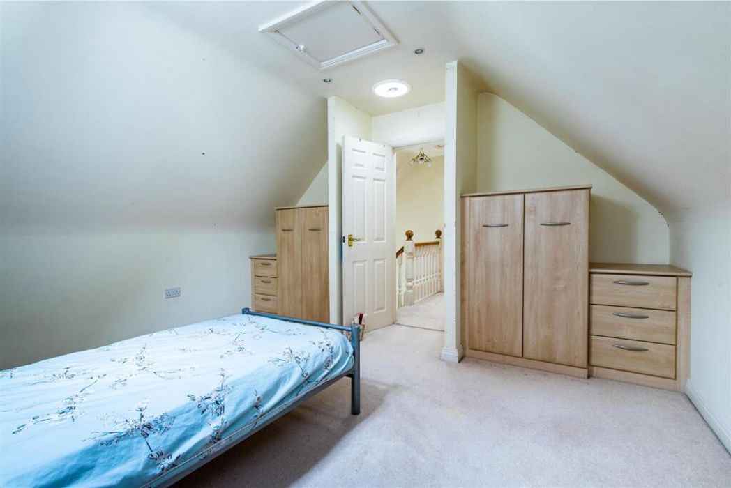 Property image 35 of 45