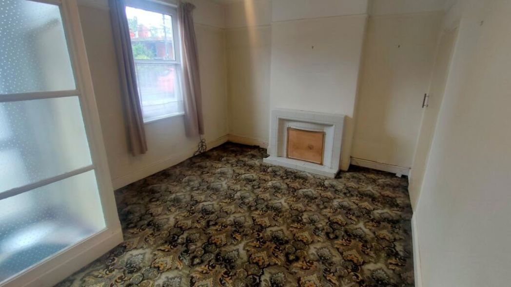 Property image 2 of 17