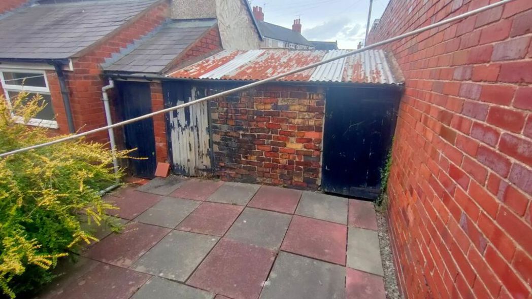 Property image 16 of 17