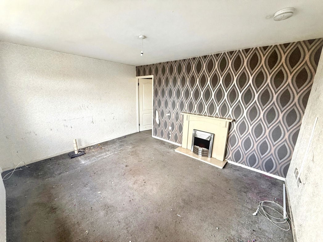 Property image 2 of 12