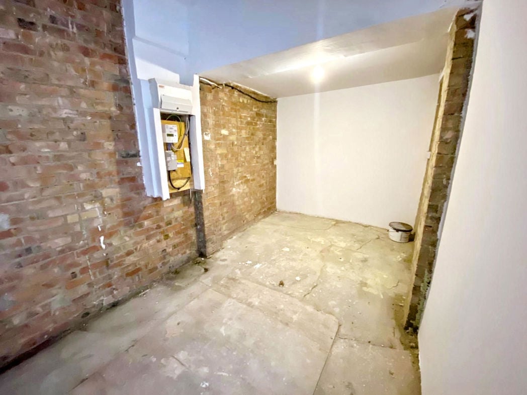 Property image 10 of 11