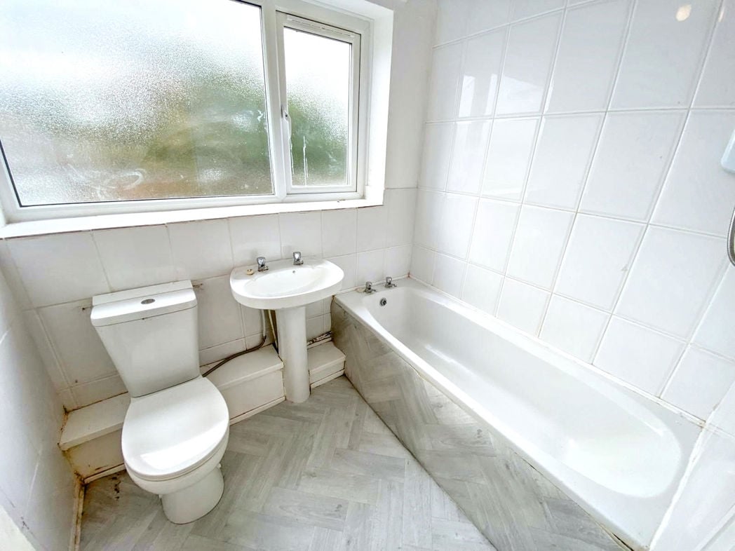 Property image 7 of 11
