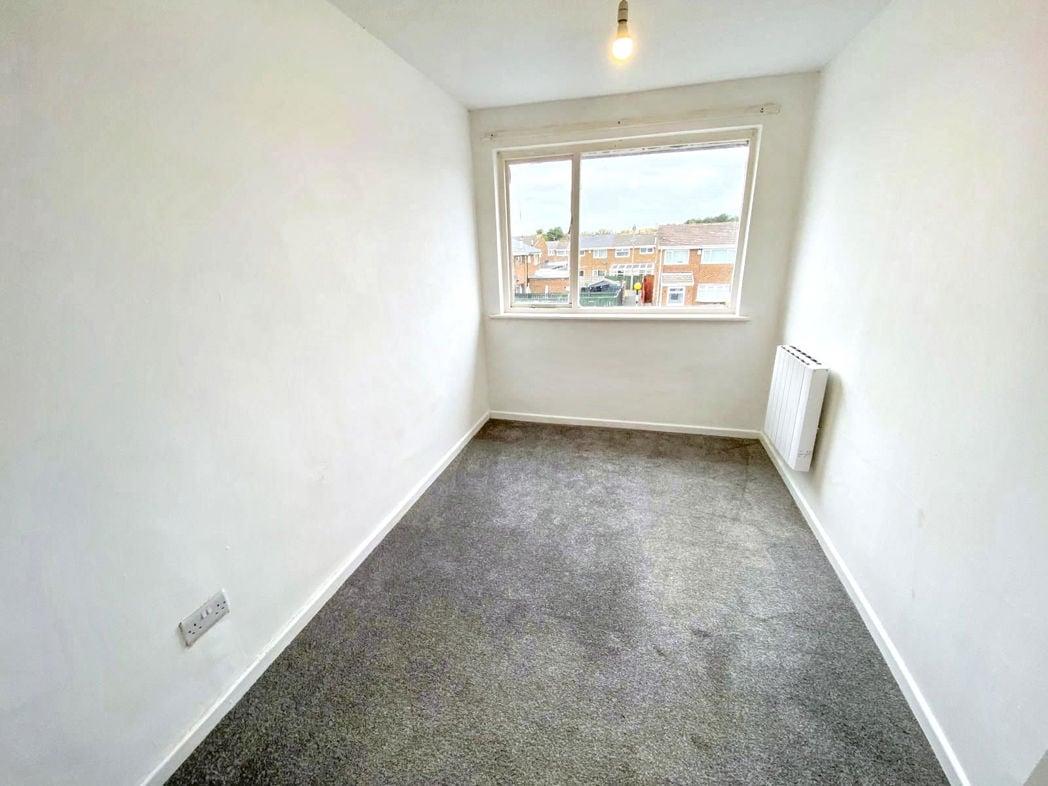 Property image 6 of 11