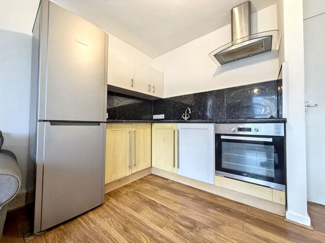 Living Area - Kitchen