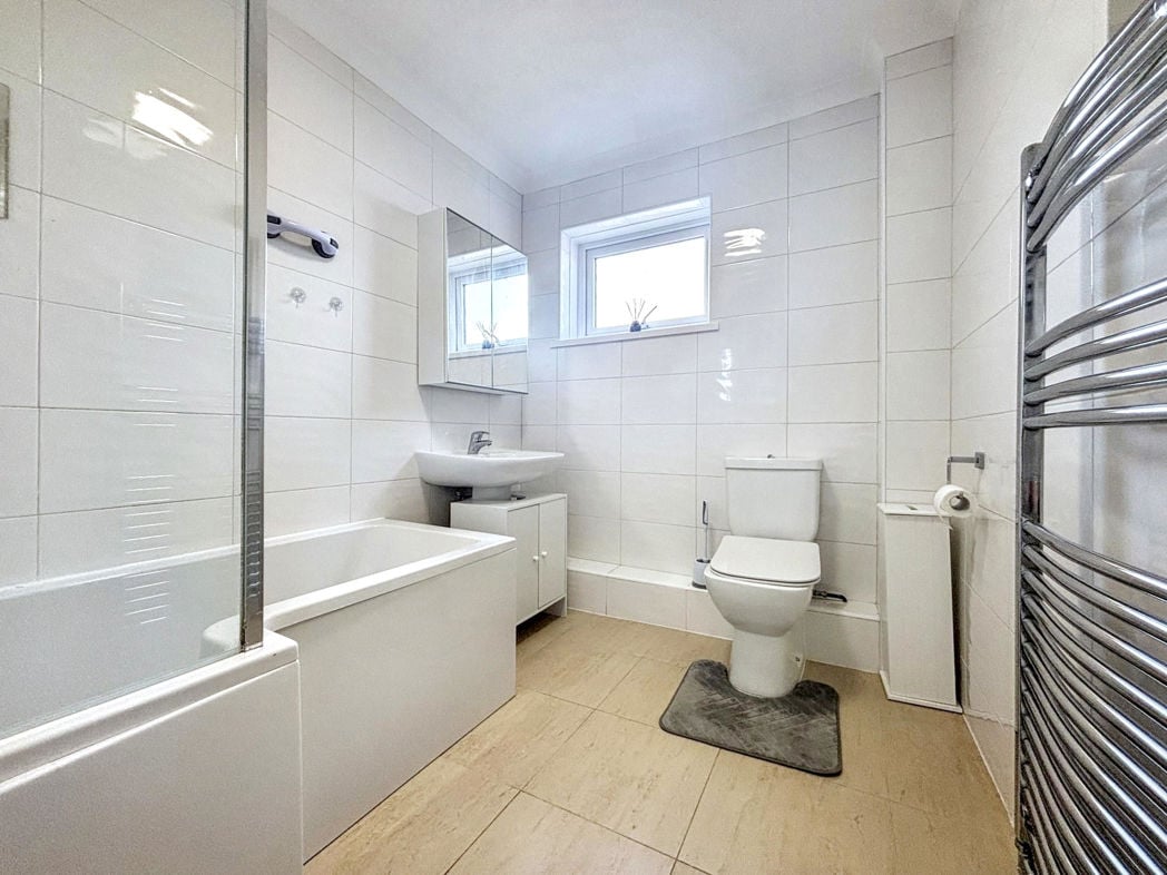 Property image 10 of 11