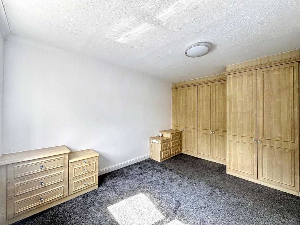 Property image 6 of 11
