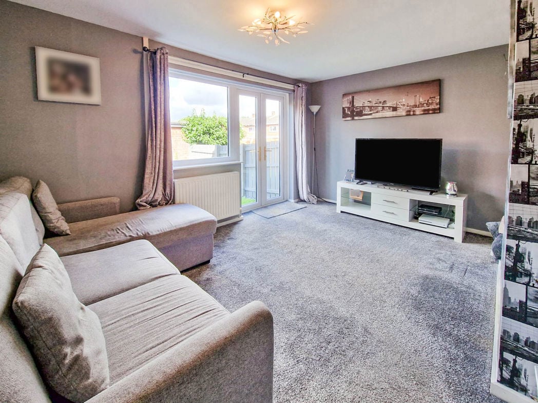 Property image 2 of 10