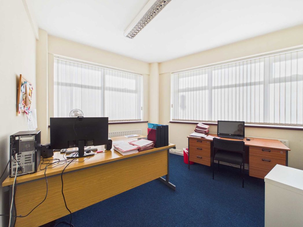 Property image 6 of 15