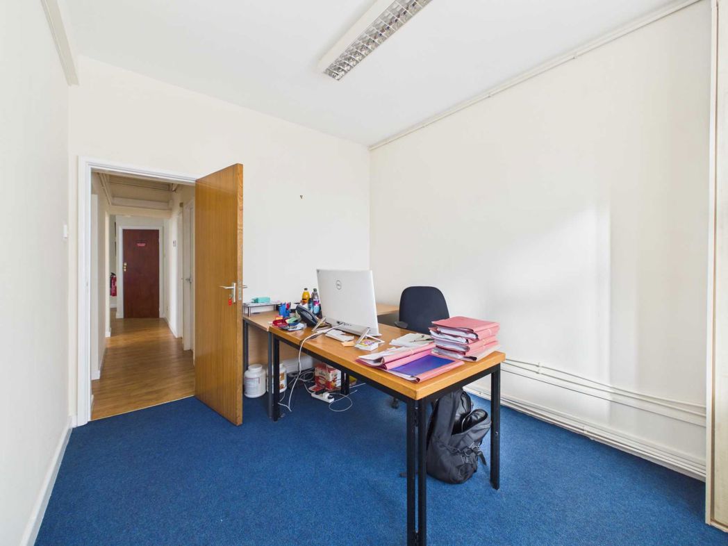 Property image 7 of 15