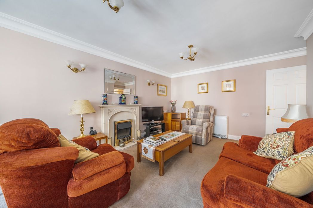 Property image 16 of 22