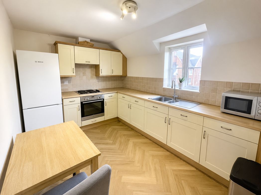 Property image 4 of 17