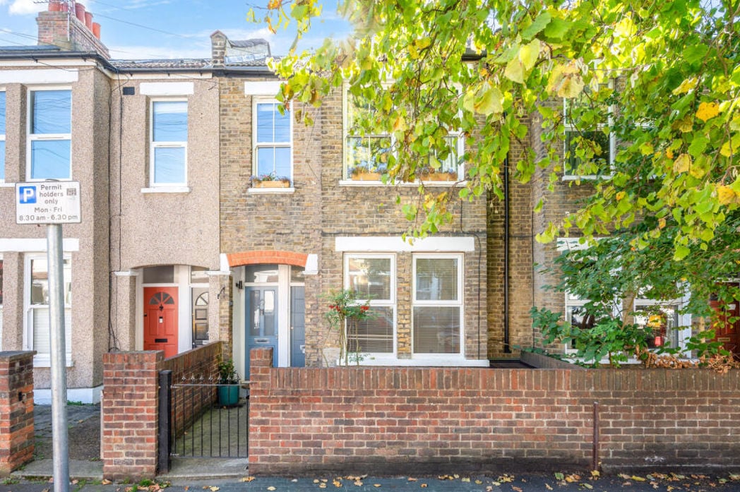 Property image 1 of 18
