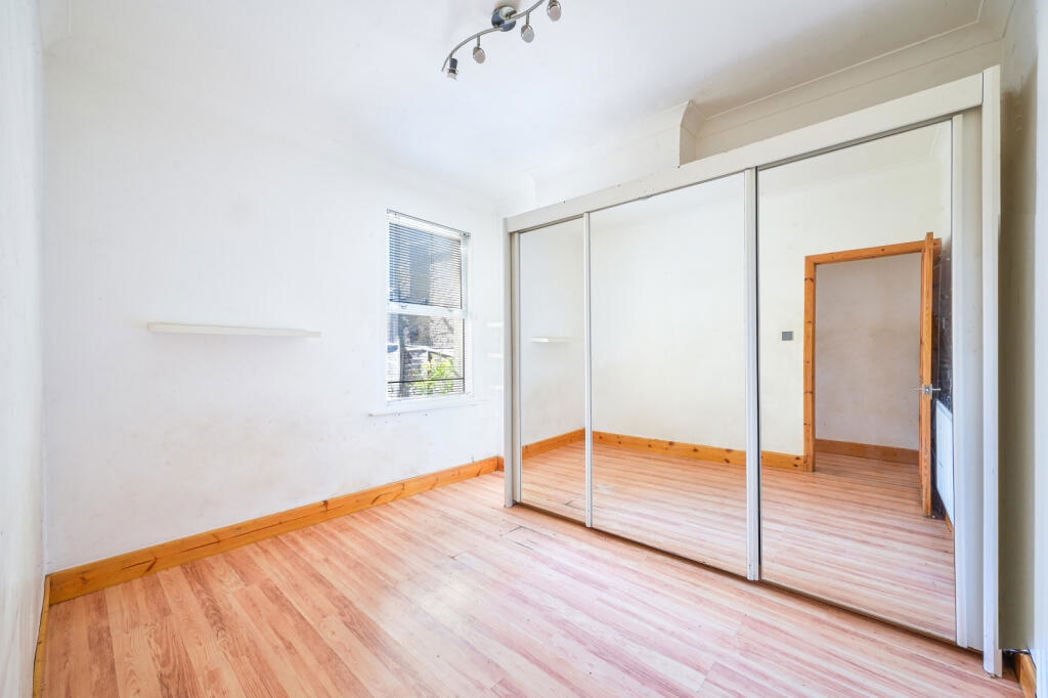 Property image 12 of 18