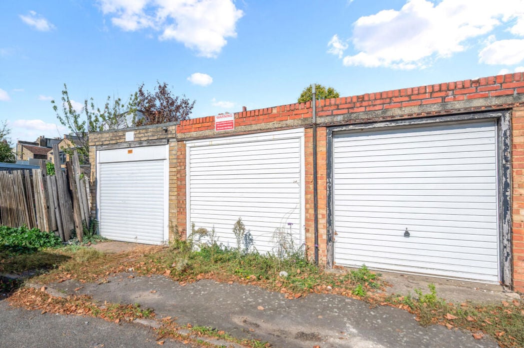 Property image 14 of 18